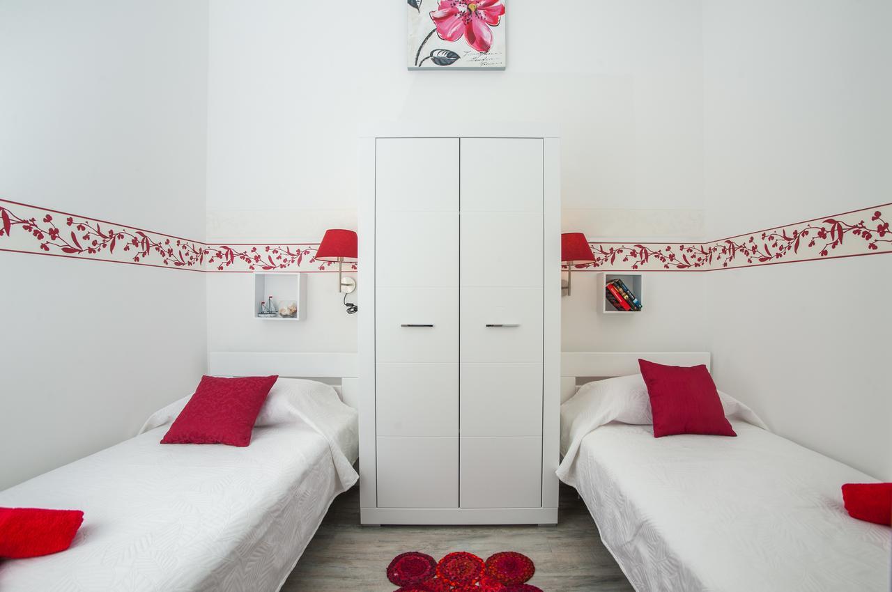 Apartamento Penthouse Filka Mimice Habitación foto